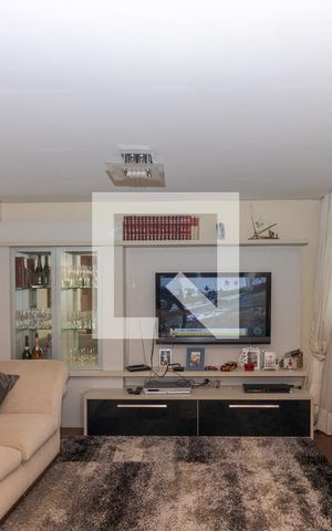 Apartamento à venda com 170m², 3 quartos e 1 vaga Apartamento à venda com 170m², 3 quartos e 1 vagaSala