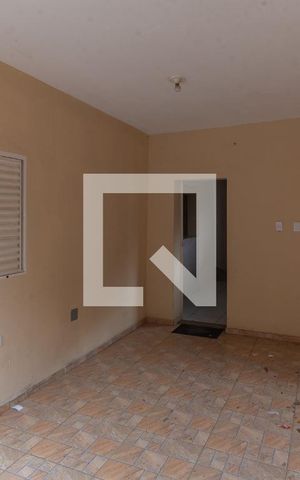 Casa à venda com 43m², 1 quarto e 1 vaga Casa à venda com 43m², 1 quarto e 1 vagaGaragem