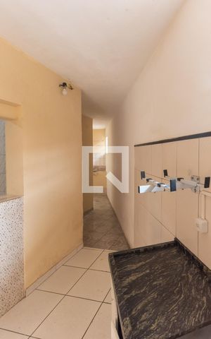 Casa à venda com 43m², 1 quarto e 1 vaga Casa à venda com 43m², 1 quarto e 1 vagaCozinha