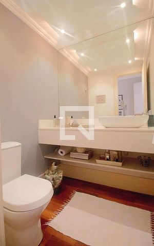 Apartamento à venda com 165m², 3 quartos e 3 vagas Apartamento à venda com 165m², 3 quartos e 3 vagasLavabo