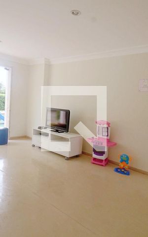 Apartamento à venda com 165m², 3 quartos e 3 vagas Apartamento à venda com 165m², 3 quartos e 3 vagasBrinquedoteca