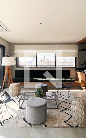 Studio para alugar com 25m², 1 quarto e sem vagaÁrea comum - Salão de Festas
