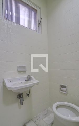 Apartamento à venda com 170m², 4 quartos e 3 vagasBanheiro de Serviço 