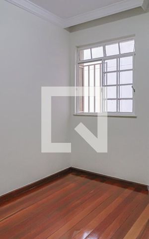 Apartamento à venda com 170m², 4 quartos e 3 vagasQuarto 2