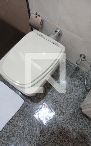 Apartamento à venda com 100m², 3 quartos e 4 vagasBanheiro Social
