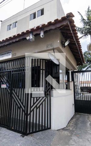 Apartamento para alugar com 60m², 2 quartos e 1 vaga Apartamento para alugar com 60m², 2 quartos e 1 vagaFachada