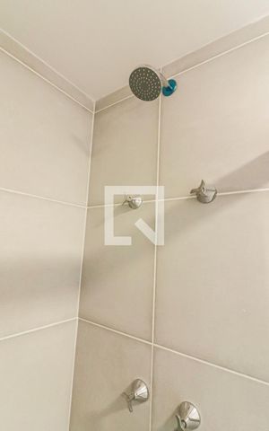 Apartamento para alugar com 92m², 2 quartos e 1 vaga Apartamento para alugar com 92m², 2 quartos e 1 vagaBanheiro