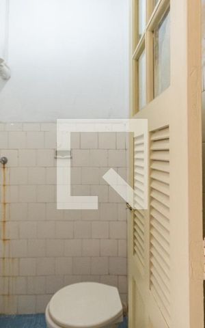 Apartamento à venda com 92m², 2 quartos e sem vagaBanheiro de Serviço