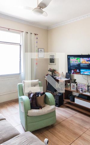 Apartamento à venda com 92m², 2 quartos e sem vagaSala