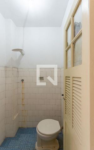 Apartamento à venda com 92m², 2 quartos e sem vagaBanheiro de Serviço