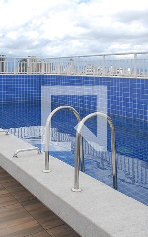 Studio à venda com 36m², 1 quarto e sem vaga Studio à venda com 36m², 1 quarto e sem vagaÁrea comum - Piscina