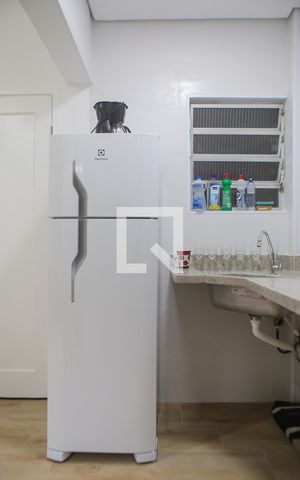 Apartamento para alugar com 48m², 1 quarto e sem vaga Apartamento para alugar com 48m², 1 quarto e sem vagaCozinha