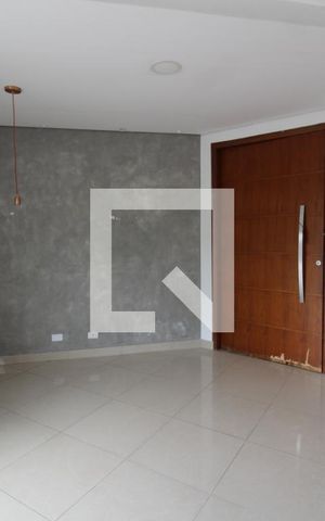 Casa à venda com 175m², 2 quartos e 2 vagasSala