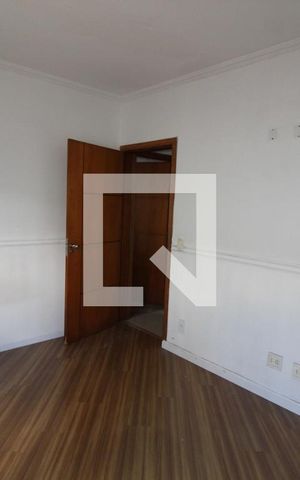 Casa à venda com 175m², 2 quartos e 2 vagasSuite