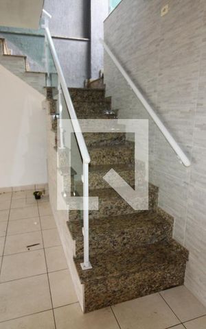 Casa à venda com 175m², 2 quartos e 2 vagasGaragem