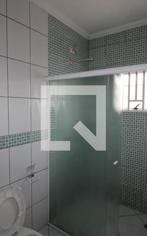 Casa à venda com 175m², 2 quartos e 2 vagasBanheiro Suite