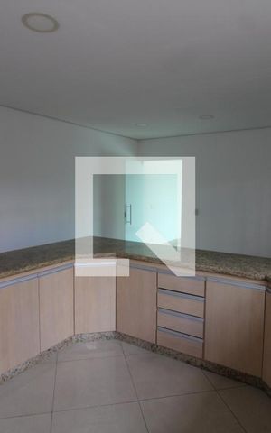 Casa à venda com 175m², 2 quartos e 2 vagasCozinha