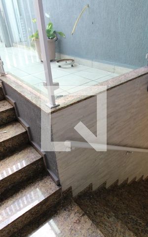 Casa à venda com 175m², 2 quartos e 2 vagasEntrada