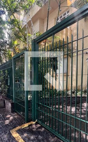 Apartamento à venda com 105m², 2 quartos e 1 vagaFachada