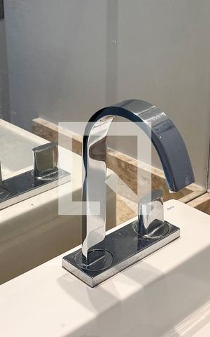 Apartamento à venda com 105m², 2 quartos e 1 vagaBanheiro da Suíte 2