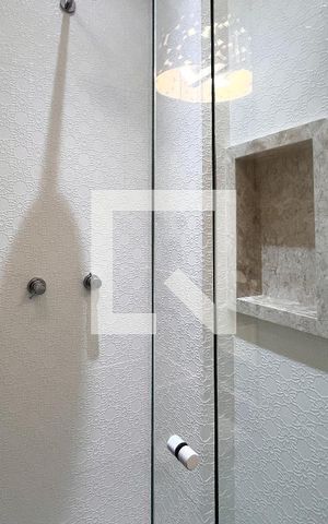 Apartamento à venda com 105m², 2 quartos e 1 vagaBanheiro da Suíte 1