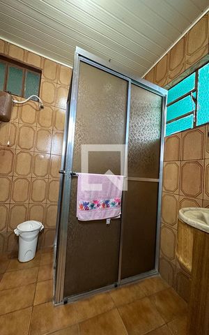 Casa à venda com 170m², 4 quartos e 2 vagasBanheiro Social