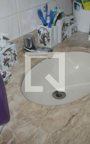 Casa à venda com 150m², 3 quartos e 2 vagasBanheiro da Suíte