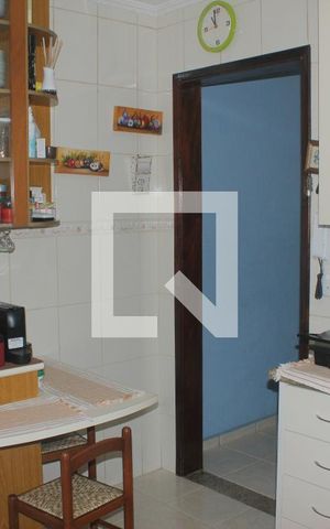 Casa à venda com 150m², 3 quartos e 2 vagasCozinha
