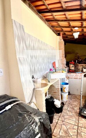 Casa à venda com 145m², 3 quartos e 2 vagas Casa à venda com 145m², 3 quartos e 2 vagasÁrea de seviço
