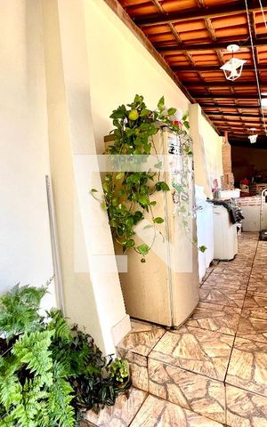 Casa à venda com 145m², 3 quartos e 2 vagas Casa à venda com 145m², 3 quartos e 2 vagasÁrea comum