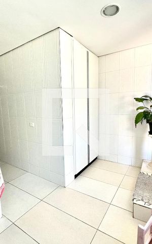 Casa à venda com 145m², 3 quartos e 2 vagas Casa à venda com 145m², 3 quartos e 2 vagasCozinha