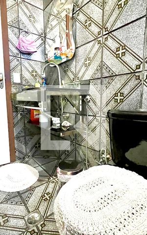 Casa à venda com 145m², 3 quartos e 2 vagas Casa à venda com 145m², 3 quartos e 2 vagasBanheiro