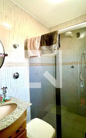Casa à venda com 145m², 3 quartos e 2 vagas Casa à venda com 145m², 3 quartos e 2 vagasBanheiro