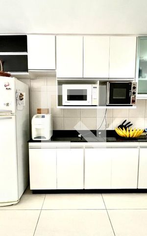 Casa à venda com 145m², 3 quartos e 2 vagas Casa à venda com 145m², 3 quartos e 2 vagasCozinha