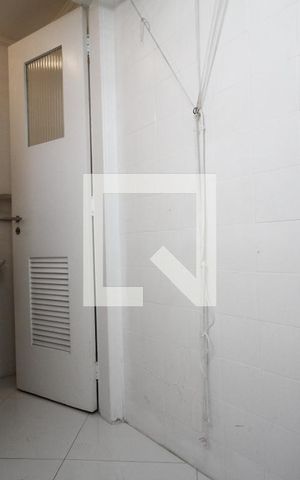 Apartamento para alugar com 80m², 3 quartos e 1 vagaÁrea de Serviço