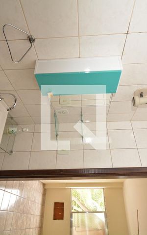 Apartamento para alugar com 100m², 4 quartos e 1 vagaBanheiro da Suíte 1
