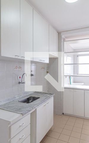Apartamento à venda com 62m², 2 quartos e 1 vaga Apartamento à venda com 62m², 2 quartos e 1 vagaCozinha e área de serviço