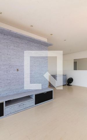 Apartamento para alugar com 120m², 3 quartos e 2 vagas Apartamento para alugar com 120m², 3 quartos e 2 vagasSala