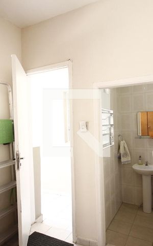 Casa à venda com 300m², 3 quartos e 2 vagasQuarto de Serviço