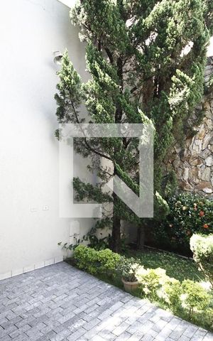 Casa à venda com 300m², 3 quartos e 2 vagasJardim