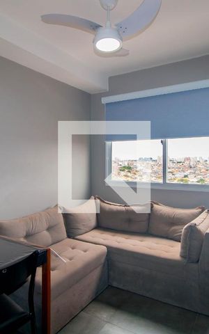 Studio à venda com 28m², 1 quarto e sem vaga Studio à venda com 28m², 1 quarto e sem vagaSala