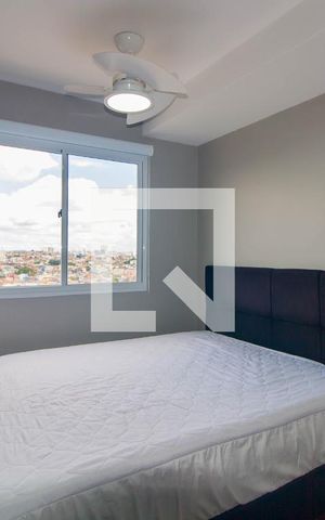 Studio à venda com 28m², 1 quarto e sem vaga Studio à venda com 28m², 1 quarto e sem vagaQuarto