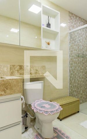 Apartamento à venda com 44m², 2 quartos e 1 vaga Apartamento à venda com 44m², 2 quartos e 1 vagaBanheiro