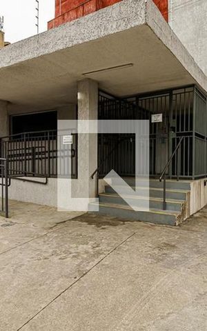 Apartamento à venda com 44m², 2 quartos e 1 vaga Apartamento à venda com 44m², 2 quartos e 1 vagaEntrada