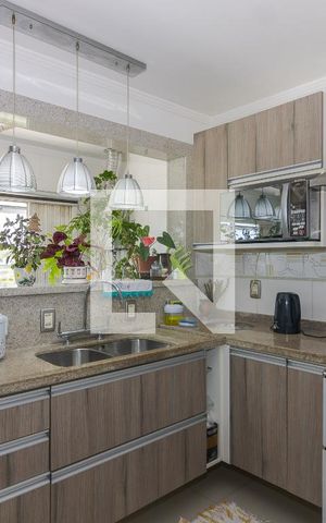 Casa para alugar com 395m², 4 quartos e 5 vagasCozinha