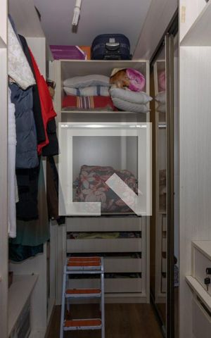 Casa para alugar com 395m², 4 quartos e 5 vagasQuarto Suíte 1 - Closet