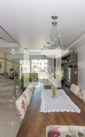 Casa para alugar com 395m², 4 quartos e 5 vagasSala