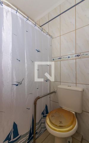 Casa para alugar com 395m², 4 quartos e 5 vagasBanheiro