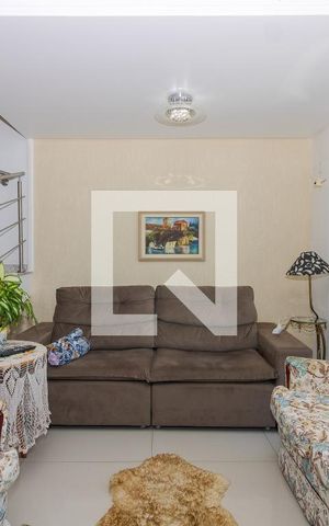 Casa para alugar com 395m², 4 quartos e 5 vagasSala