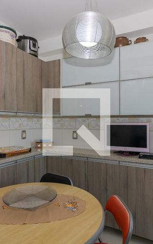 Casa para alugar com 395m², 4 quartos e 5 vagasCozinha